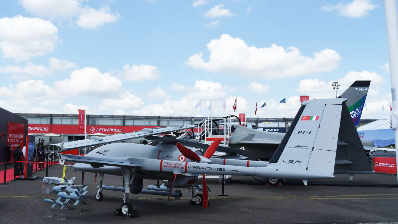 自衛隊SHILDはここから？　ウクライナ侵攻2年前に見たドローンと無人機が“飛ぶ”ジオラマ