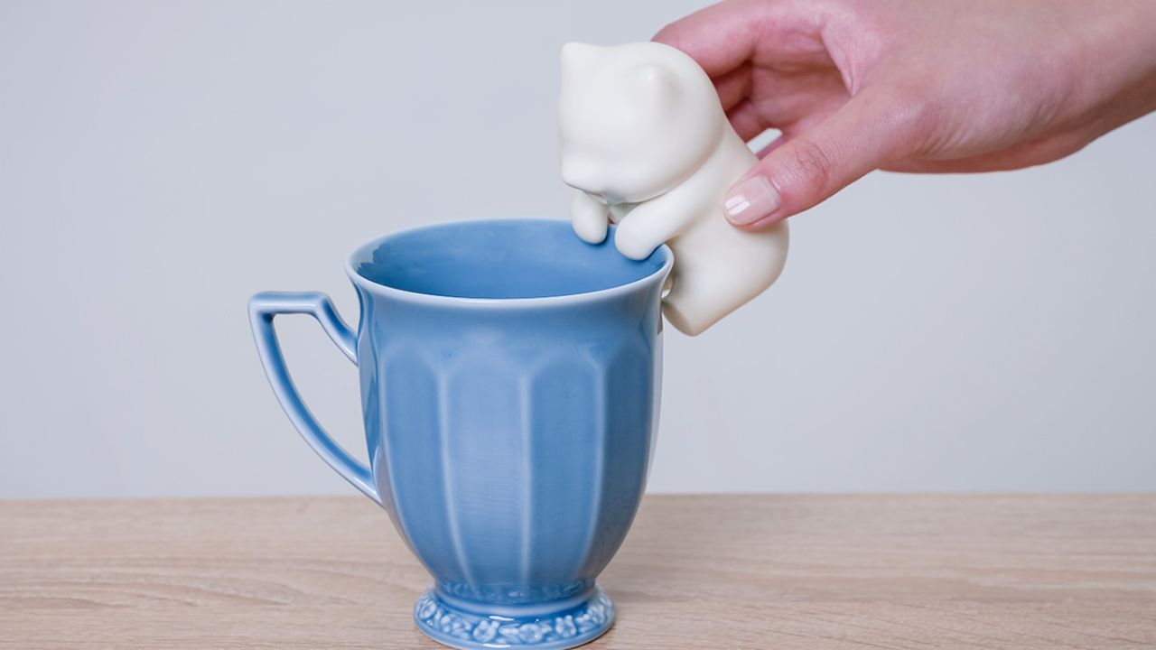 ユカイ工学、米TIME誌が選ぶ「BEST INVENTIONS OF 2025」受賞！あなたの代わりにふーふーしてくれるロボット「猫舌ふーふー」