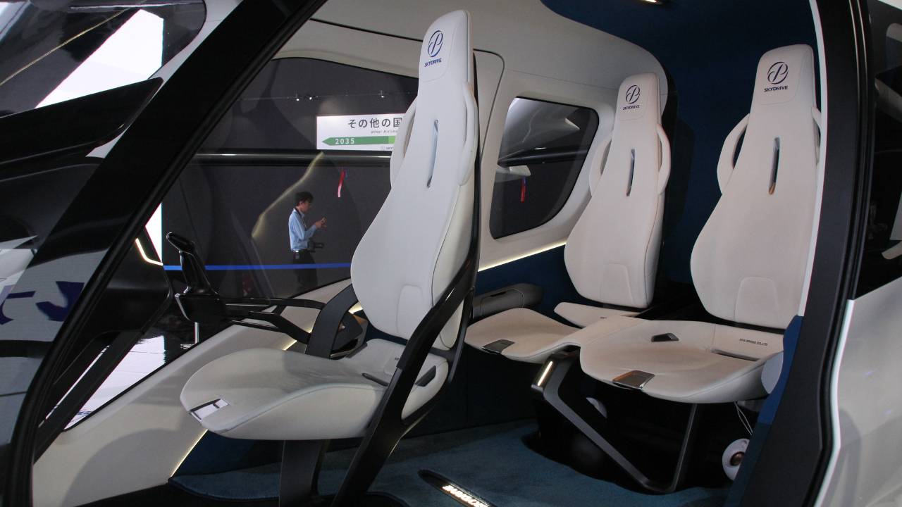 Japan Mobility Show 2025、空飛ぶクルマとドローンが集結。SkyDriveやLEXUSなどが次世代エアモビリティを披露