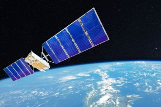 富士通、小型衛星上で冗長構成GPUによる準リアルタイム画像処理を実現する低電力エッジコンピューティング技術を開発