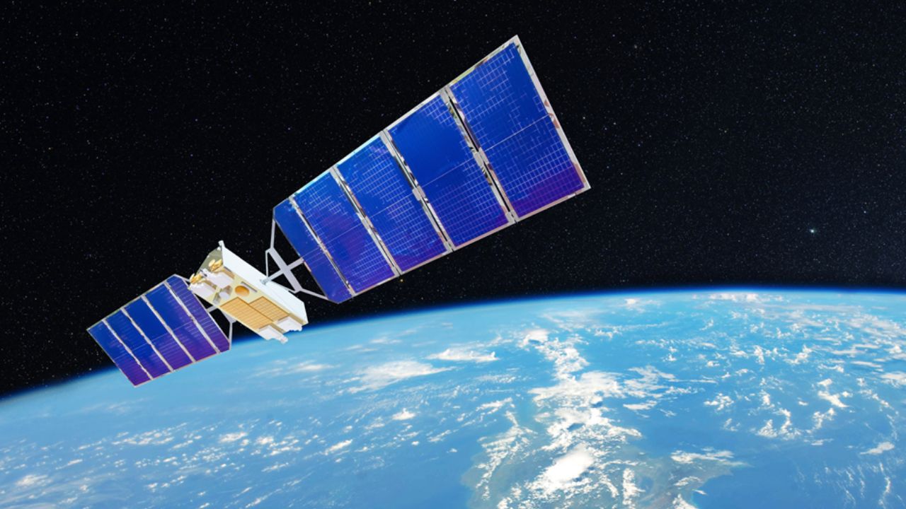 富士通、小型衛星上で冗長構成GPUによる準リアルタイム画像処理を実現する低電力エッジコンピューティング技術を開発