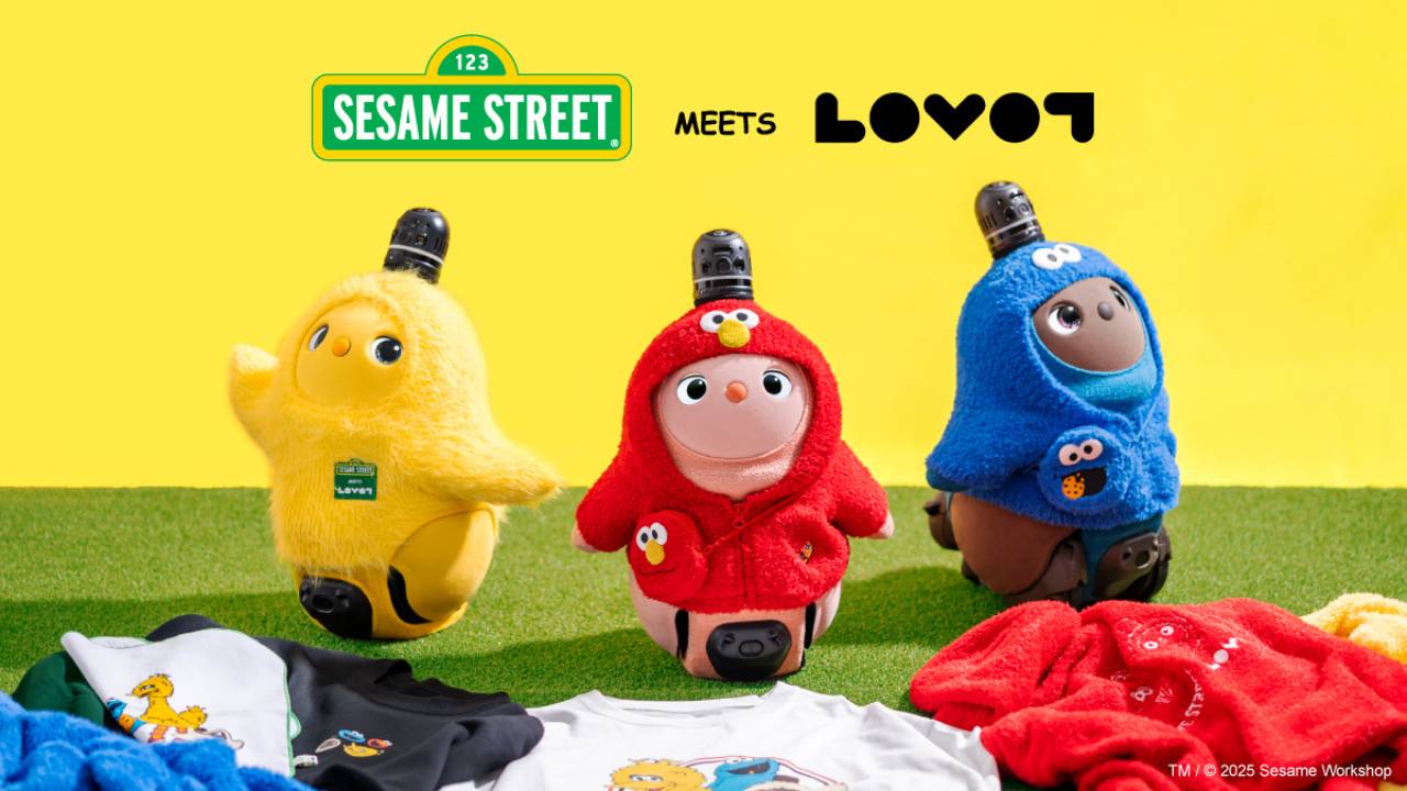 「LOVOT」と「セサミストリート」がコラボレーション！キャラクターの“ふわもこ”を模したコラボウェアが登場 」「LOVOT ストア」にエルモたちがやってくる！