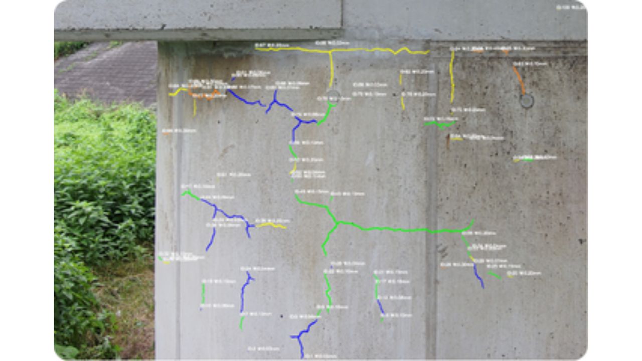 NTTイードローン、損傷解析AIサービス「腐食深さ推定」の提供を開始！