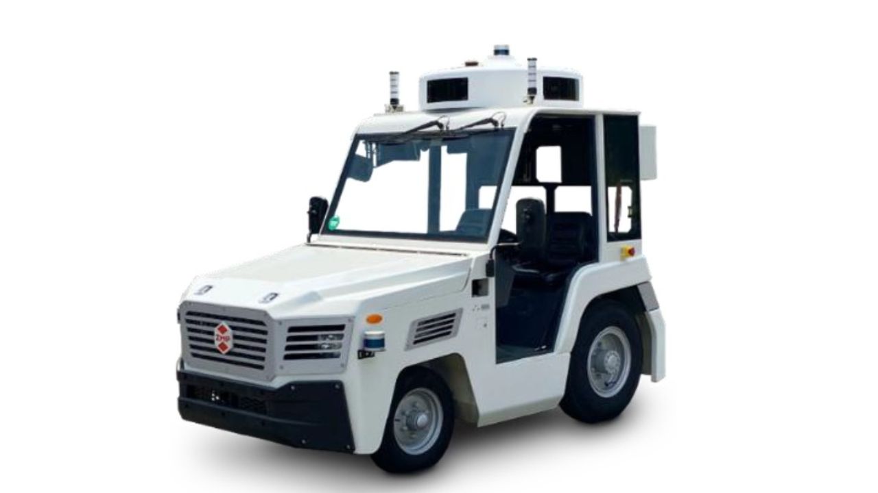 ROBO-HI、国内初！無人EVけん引車RoboCar Tractor 25T羽田空港でレベル４搬送を実用化