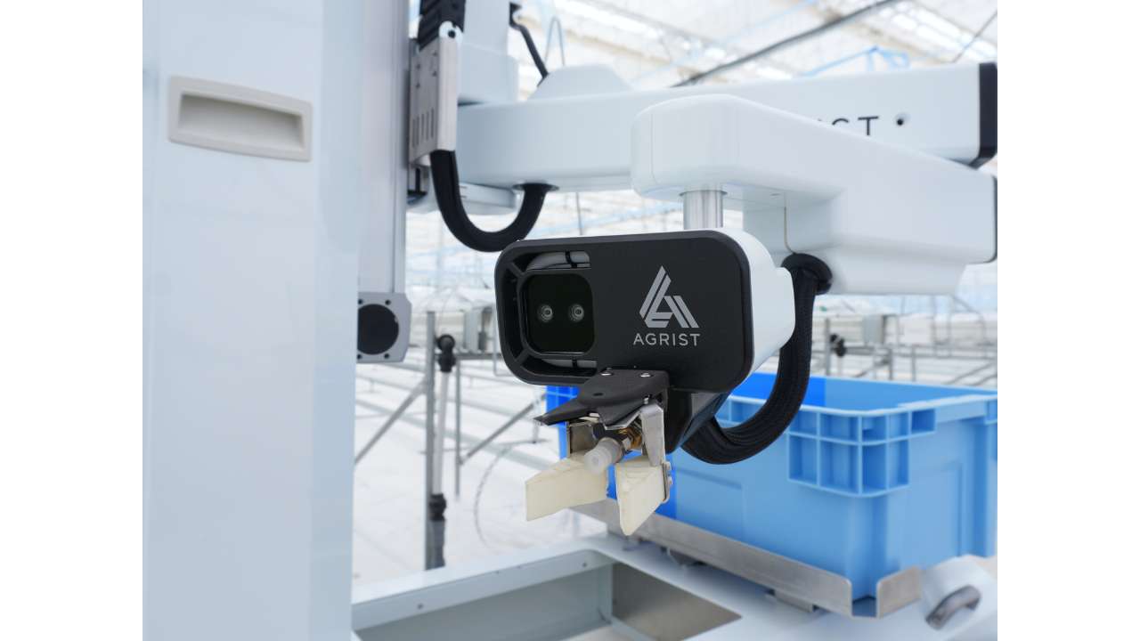 キュウリ自動収穫ロボットのAGRIST、いばらきデザインセレクション2025にて「知事選定」を受賞