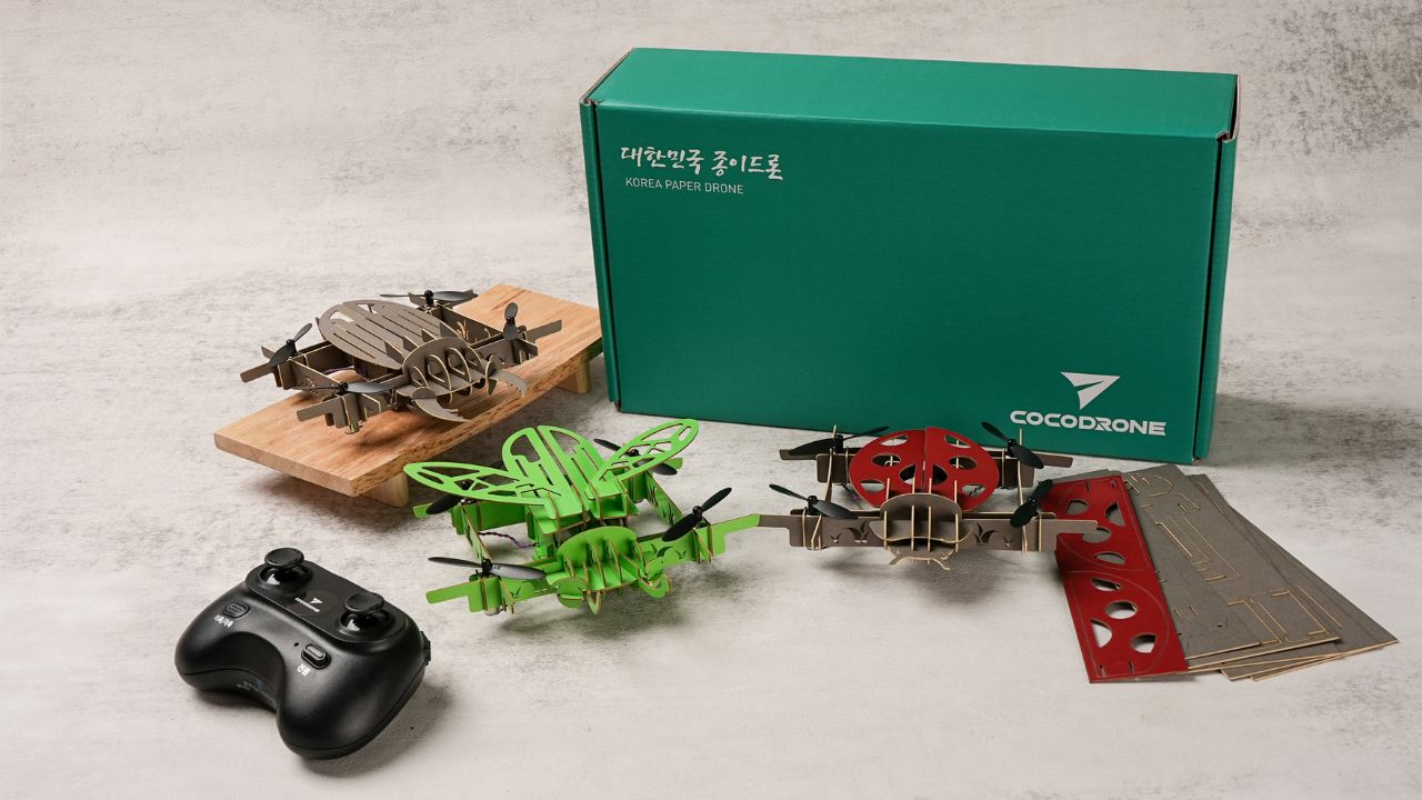 Binarity Bridge、"紙"ドローンを全国の教育現場へ。CAMPFIREで目標金額303%を達成し、「クラフトドローンコミュニティ」を正式スタート