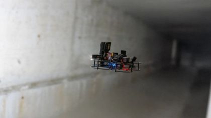 QUANUM カオス　3D クァッドコプター QUANUM カオス 3D クァッドコプター QUANUM カオス 3D クァッド