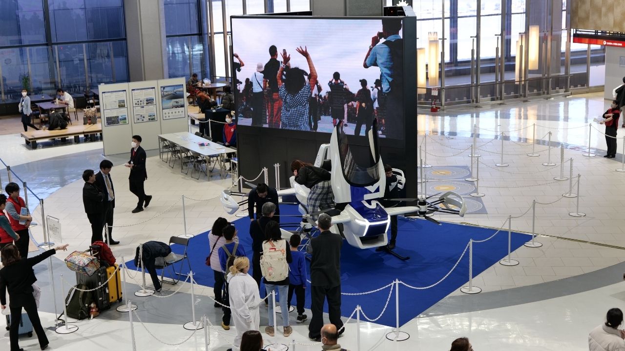 空飛ぶクルマの空港での受け入れは……成田国際空港を「上から見たら」バーティポートや発着ルート、そして航空機が飛ぶための「必要悪」をどう避ける[相良静造のUnmanned World] Vol.06