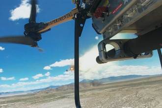 BAEシステムズ、低コスト無人航空システムによる空対空・空対地精密攻撃に成功