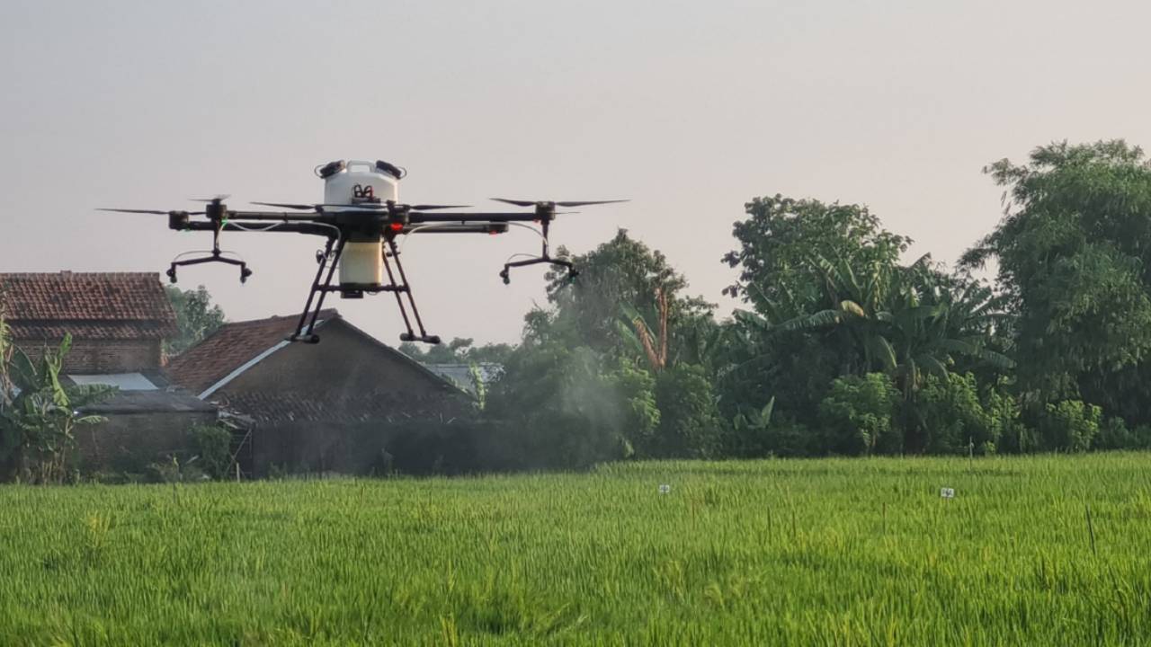 テラドローン、ヤンマーディーゼルインドネシアと自社開発の農業用ドローンの販売パートナー契約を締結