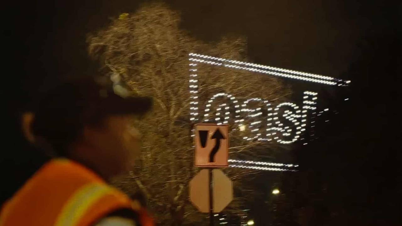 Oasis、ドローンでシカゴの夜空を彩る