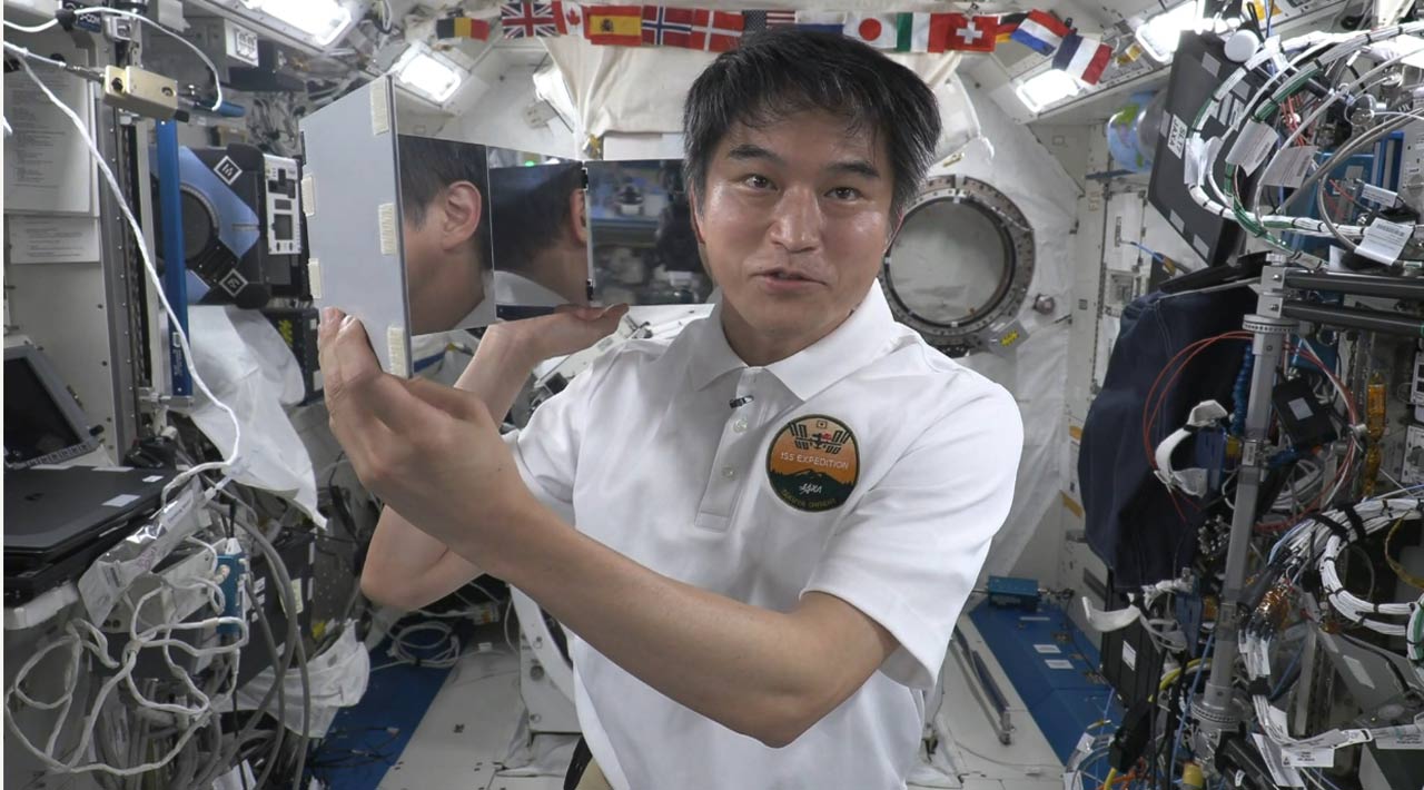 251204_origami-mirror_02jpBVWe2i